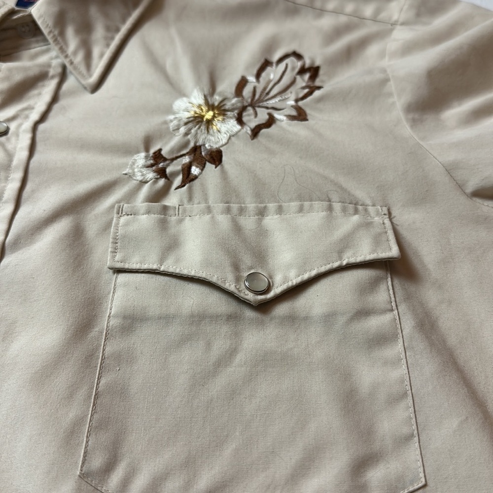 Vintage Chute#1 embroidered western rodeo button down with snap buttons - Picture 7 of 12